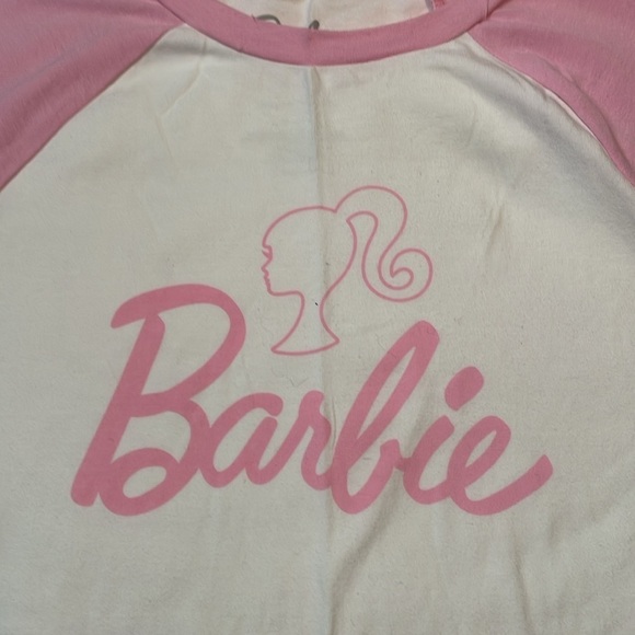 Barbie Woman’s Pink & White Short Sleeve Cropped Tee Size XXL - Picture 2 of 5